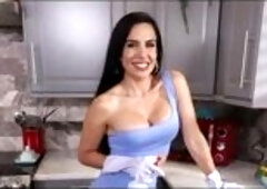 Sexy Maid Sandy Love Servicing Your Cock In POV