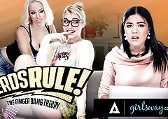 Chloe and Kendra's threesome action