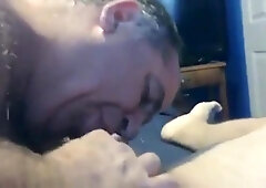 Mamada de maduro hasta el final 2