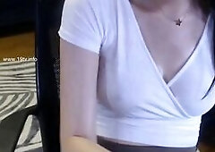 Korean busty hot camgirl oils her sexy body