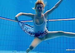 Big Tits Teen 18+ Lucie In The Pool