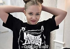 I always dreamed of meeting some beautiful alt girl on the street to try to fuck her. Who would have thought that I would be so lucky, and I would com