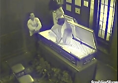 Couple hardcore fuck coffin on cam