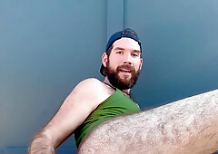 Jay Mason knuckles himself for very first time on rooftop