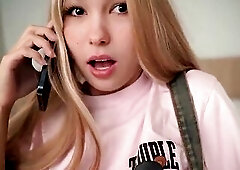 screwing her whilst this babe's on the phone with her mommy