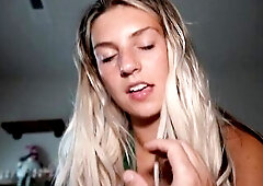 eighteen Year Old Worker Cheats on her BF With Her Manager for a Pay Raise!