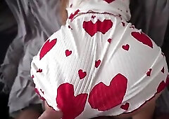 Screwed a gal with short shorts on the side of her large butt