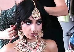 Aaliyah Yasin looks glamorous in a sultry fit for her VlogXXX feature from her interview, photoshoot, and neverseen BTS preview.
