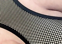 Femboixxx uses banana as lube and tests beer bottle and crusher masher as dildos, and approves one as well as the other