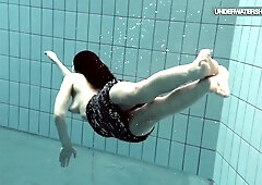 Underwater Show - skinny movie