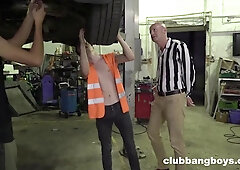 Auto service holder respects his studs with oral jobs and assfucking