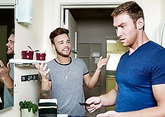 Quick anal blasting wtih Connor Maguire and Max Wilde