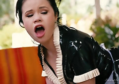 Bad Maid Yhivi get fucked by the owner's house