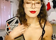 WWE Gal Dances and undresses for u