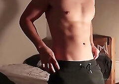 Aussie hunk wanks