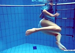 Marusia's poolside porn by Underwater Show