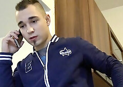 Soul patch dude has to take a huge facial here