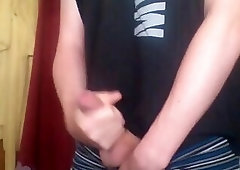 German Amateur Guy Quick Jerk Session With Cum