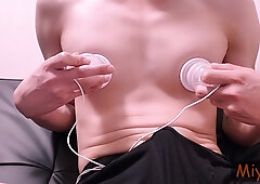【submissive Male】nipple Masturbation By Nippledome