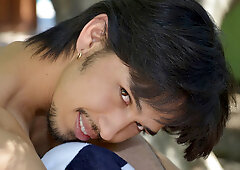 Rave Hardick: Contestant #1 - JapanBoyz