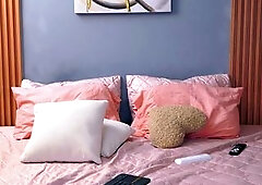 Close up amateur masturbating solo