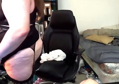 Masterbating In New Lingerie For Chat