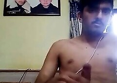 hilly  style filling a bucket