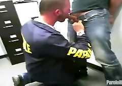 Cops gang-fuck juicy Suspects