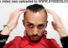 sugary lips with tongue