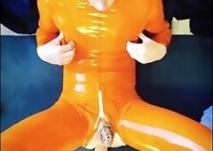 515.2 fucked in rubber and a cage