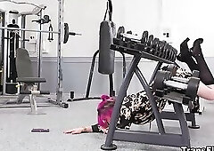 Trans Lena Moon anal fucked by Hatler Gurius at the gym