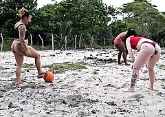 Outdoor interracial fuck with hot MILF during playing on a beach