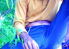 Oh no..! Alomost caught..sumptuous honey outdoor risky hand job and hugeload jizz flow.