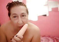 Veronica Rossi Official – To excite u with her hawt throat, that babe gives oral-sex lessons, sweeping u up in a wave of excitement.