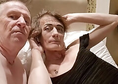 Gigi and Dave: Sweet and romantic journey full of kisses, cuddles, and travel adventures