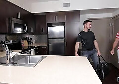 Str8 To Gay - Tattooed hunk digs hard nailining