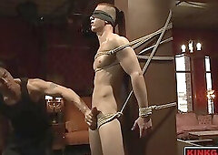 FANTASTIQUE, tres bon!!! Enjoyed Jacques LaVere's quiet demeanor!