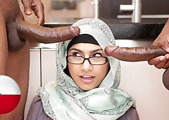 Charlie Mac and Mia Khalifa's reality sex by Mia Khalifa