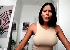 very hawt woman, needs to be banged