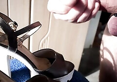 Fantastic spunk flow on wife's heels