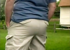 Jeans to Bare Butt