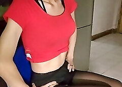 crossdress VID_20250207_223236