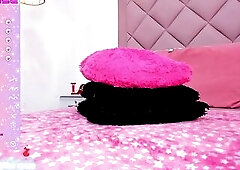 Brunette hair with a gym body enjoys seducing u by showing her undressed body