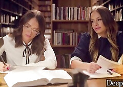 As they discuss raunchy escapades of a level so intensive it blows their minds, Izzy and Naomi are left questioning where their own levels are. If the