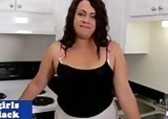 Chubby amateur tgirl in solo kitchen session