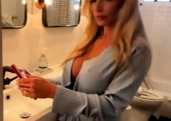Homemade amateur blonde blowjob