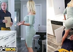 BANGBROS - Nikki Benz Gets Her Pipes Fixed By Plumber Derrick Pierce