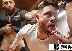 Sexy Hunk Driver Dicked Down By ***Cops