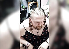 Delta42 failing to use their fresh toy and sex seat jointly