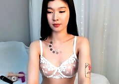 Asian top teen
